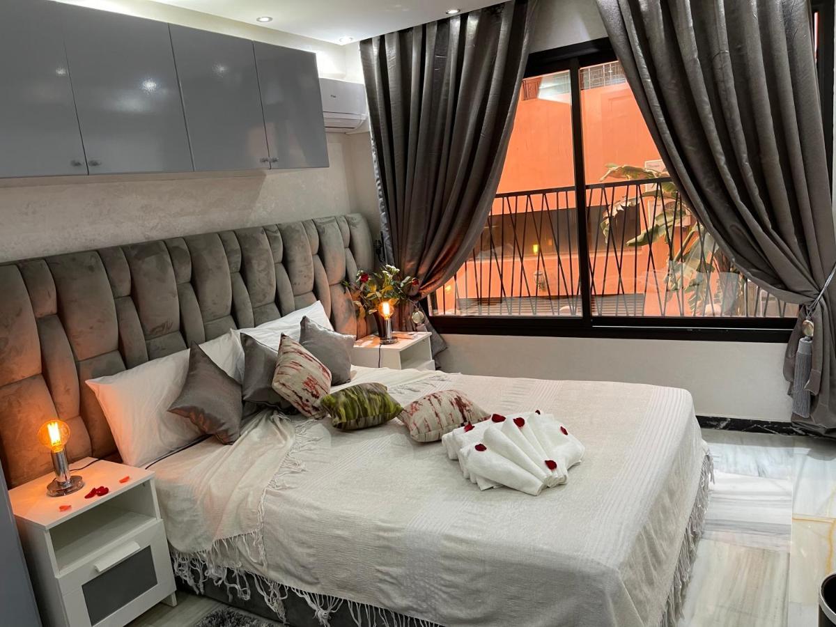 Appartement En Duplex Avec 3 Chambres Haut Standing Gueliz Marrakech مراكش المظهر الخارجي الصورة